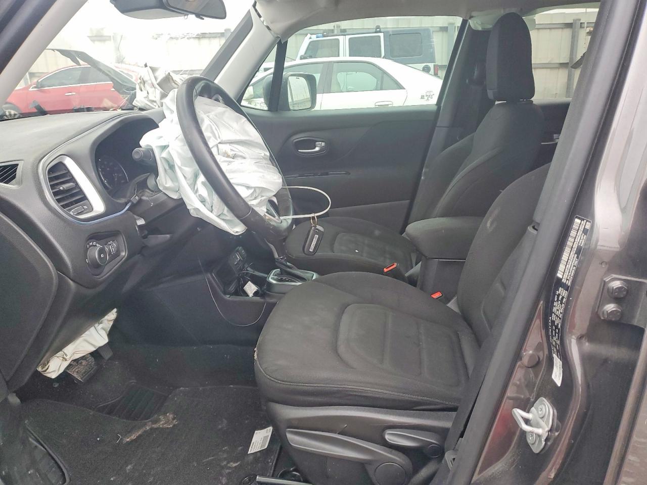 2019 Jeep Renegade Latitude - zdjęcie 7