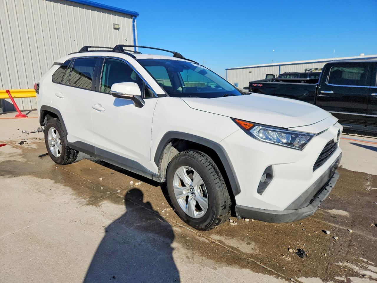 2019 Toyota Rav4 Xle - zdjęcie 4