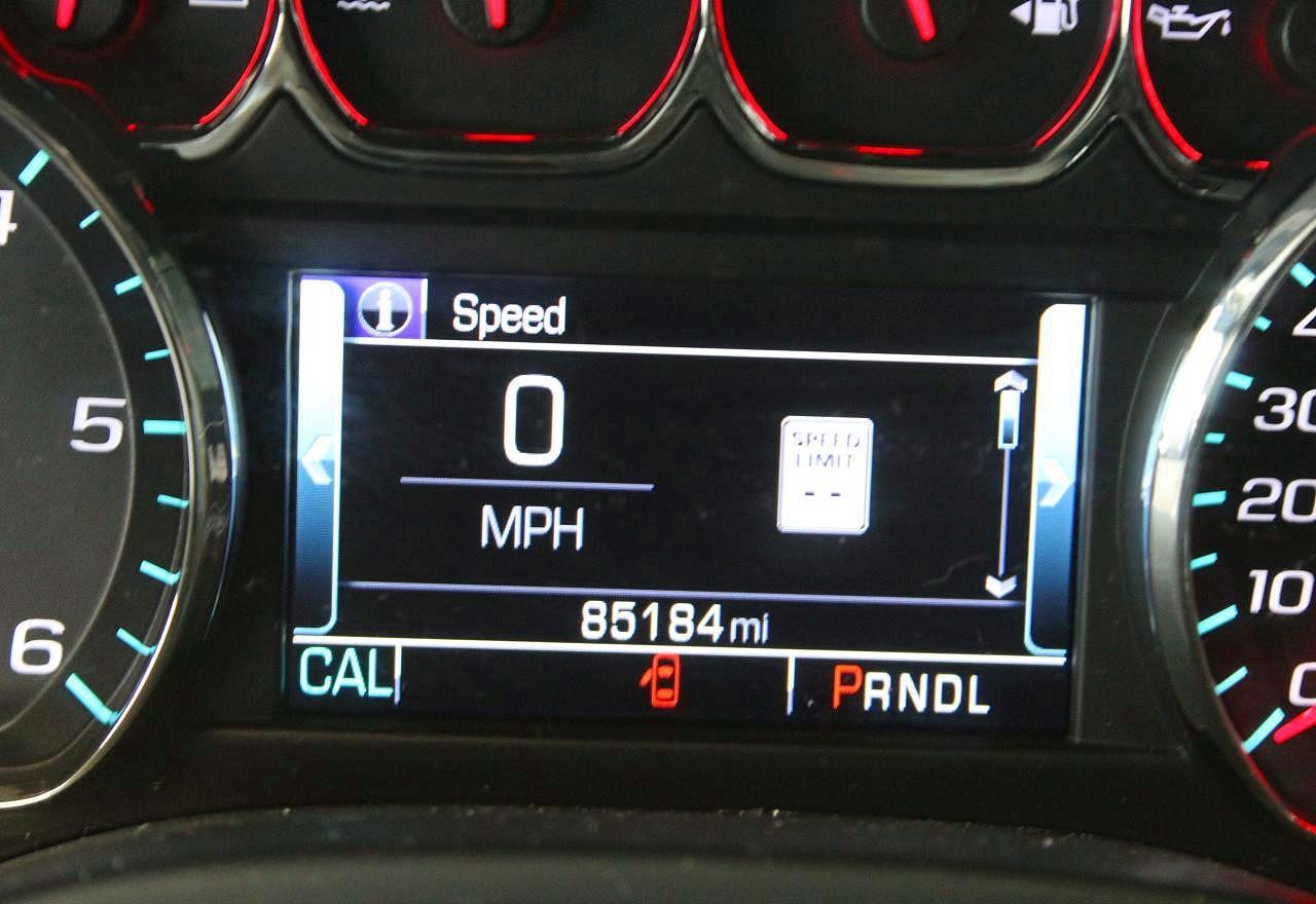 2020 Chevrolet Suburban K1500 Premier - zdjęcie 8