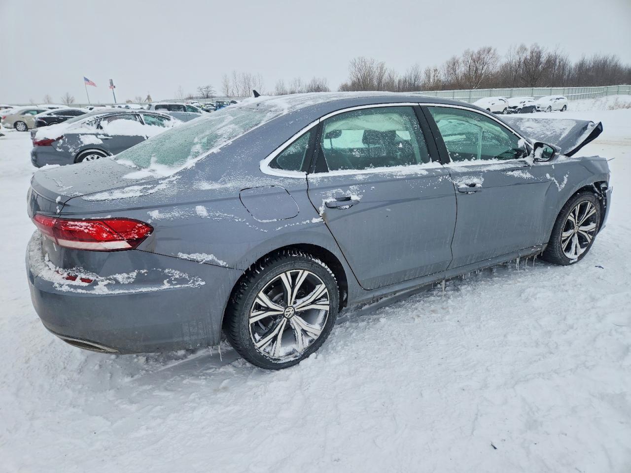 2021 Volkswagen Passat Se - zdjęcie 3