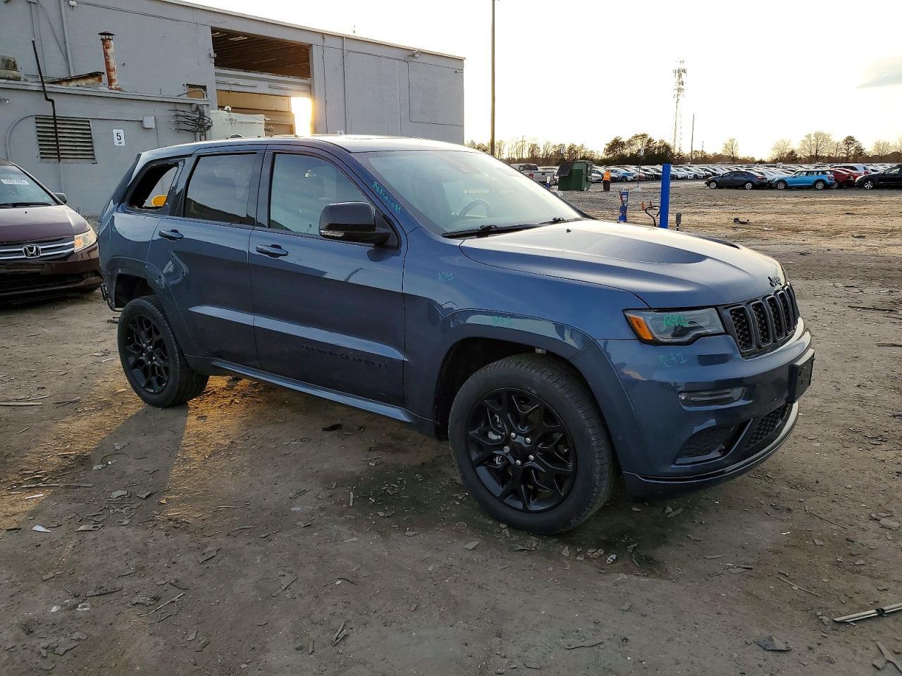 2021 Jeep Grand Cherokee Limited - zdjęcie 4