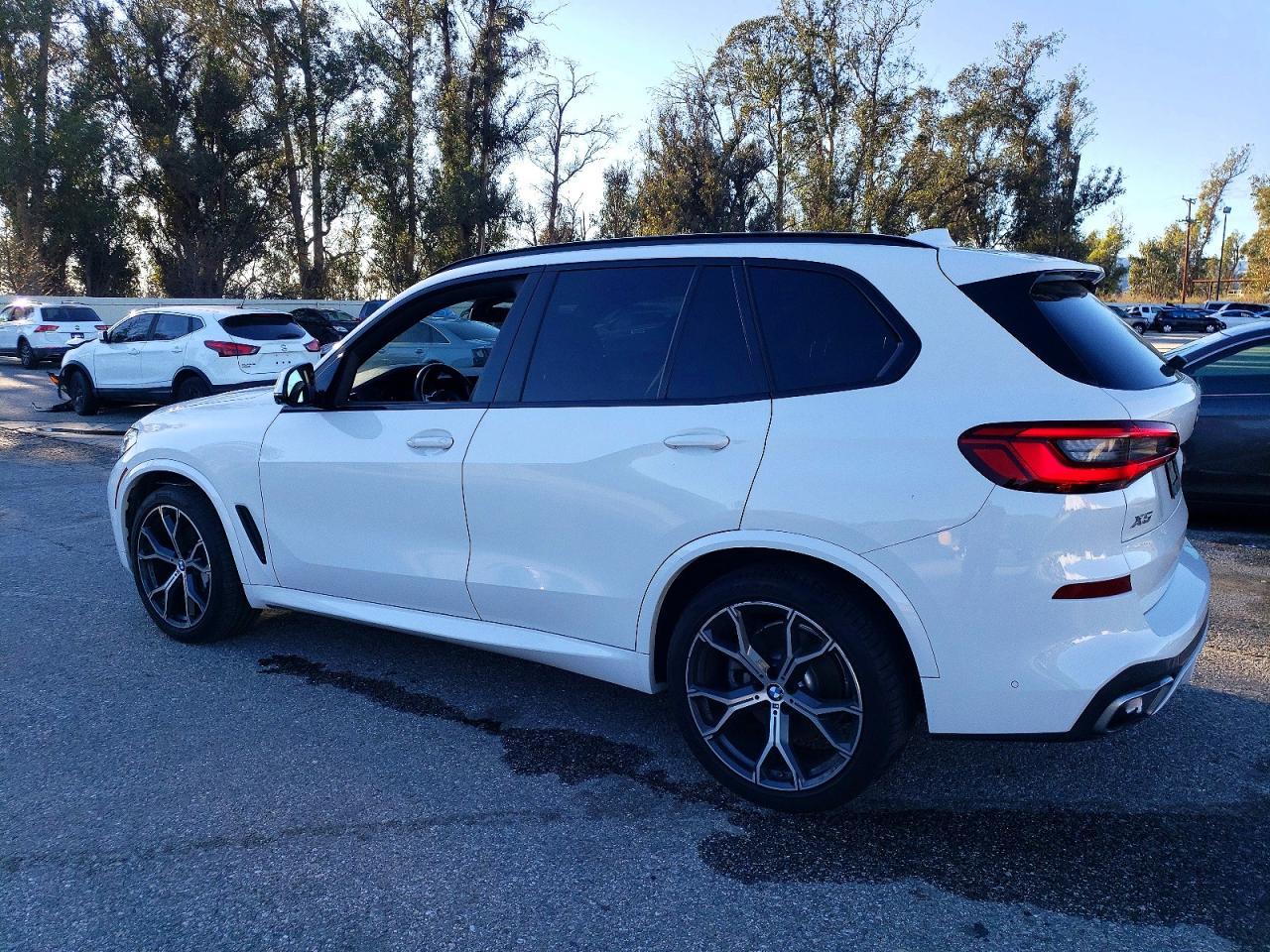 2019 BMW X5 xDrive40I - zdjęcie 2