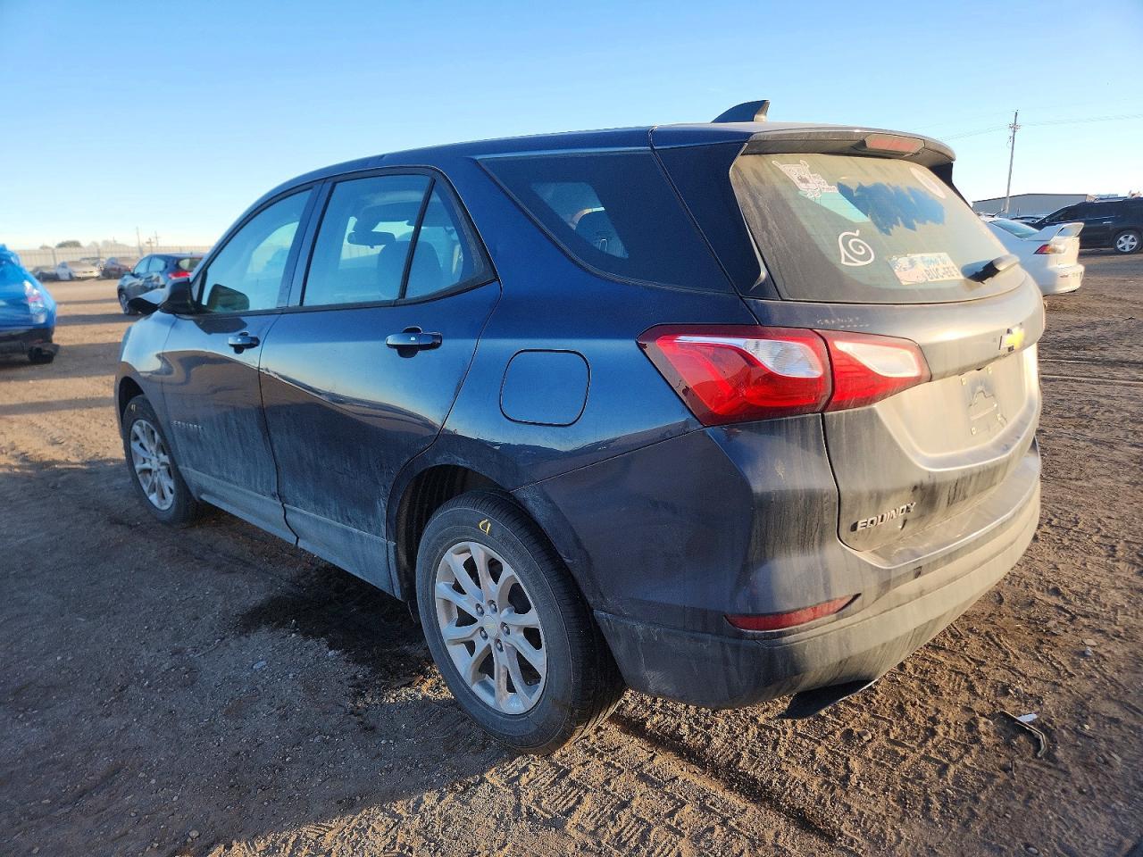 2019 Chevrolet Equinox Ls - zdjęcie 2