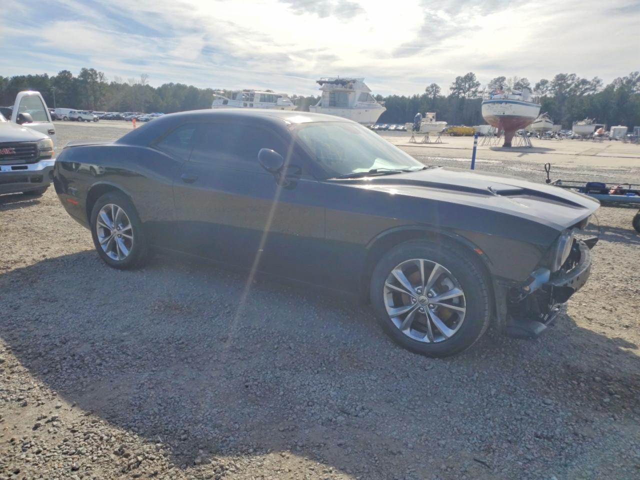 2021 Dodge Challenger - zdjęcie 4