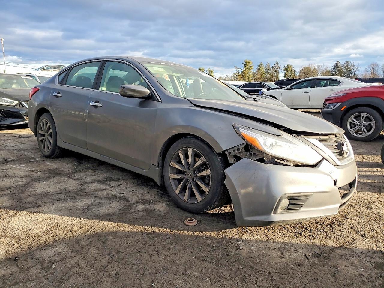 2016 Nissan Altima 2.5 - zdjęcie 4