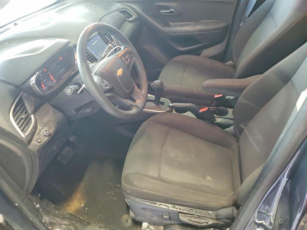 2022 Chevrolet Trax Ls - zdjęcie 7