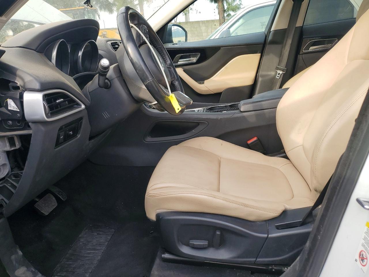 2017 Jaguar F-Pace Premium - zdjęcie 7