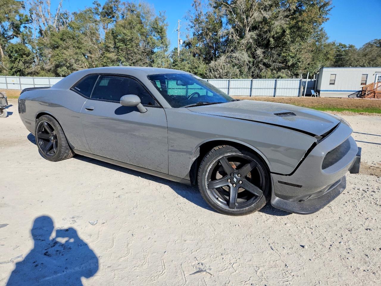 2017 Dodge Challenger Sxt - zdjęcie 4