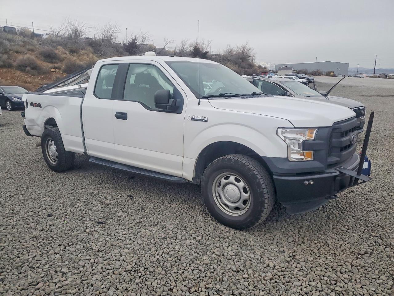 2016 Ford F150 Super Cab - zdjęcie 4