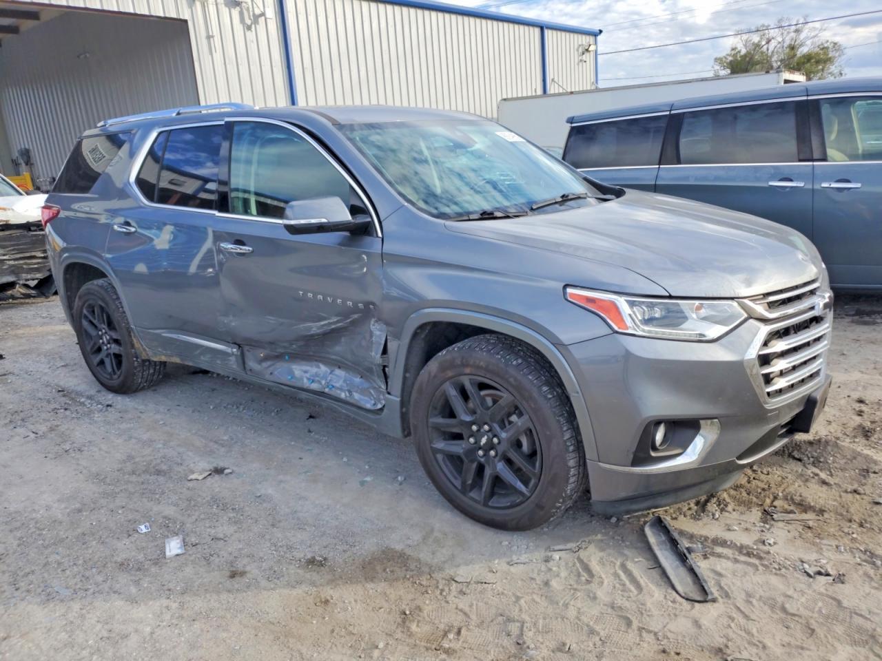 2018 Chevrolet Traverse High Country - zdjęcie 4