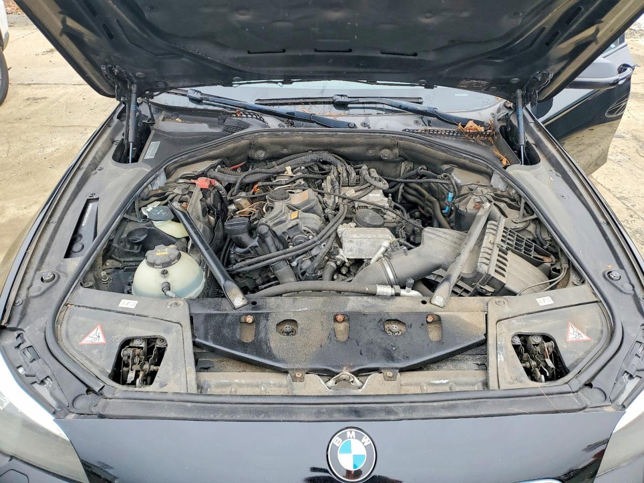 2016 BMW 528 Xi - zdjęcie 11