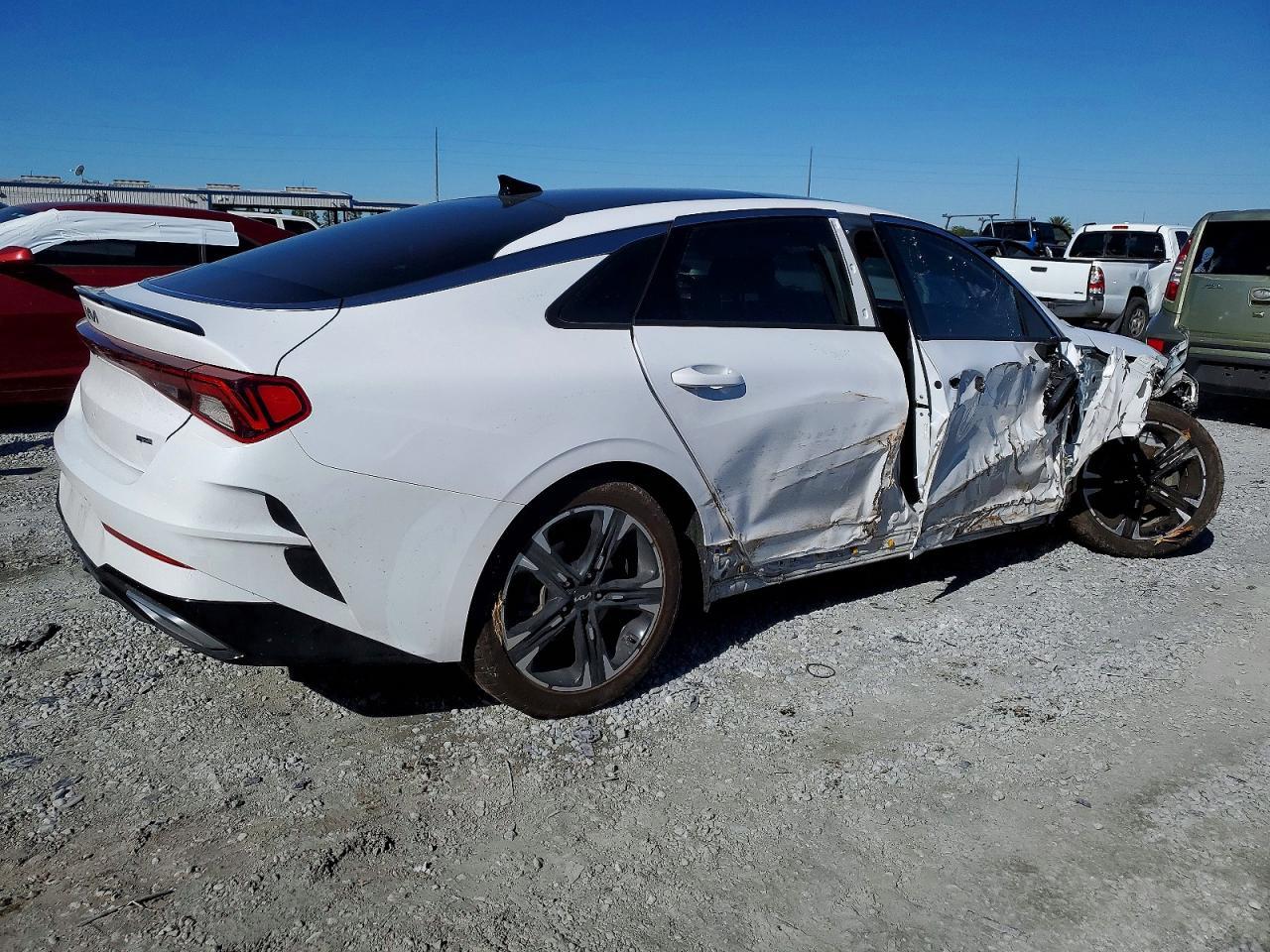 2023 Kia K5 Gt-Line - zdjęcie 3