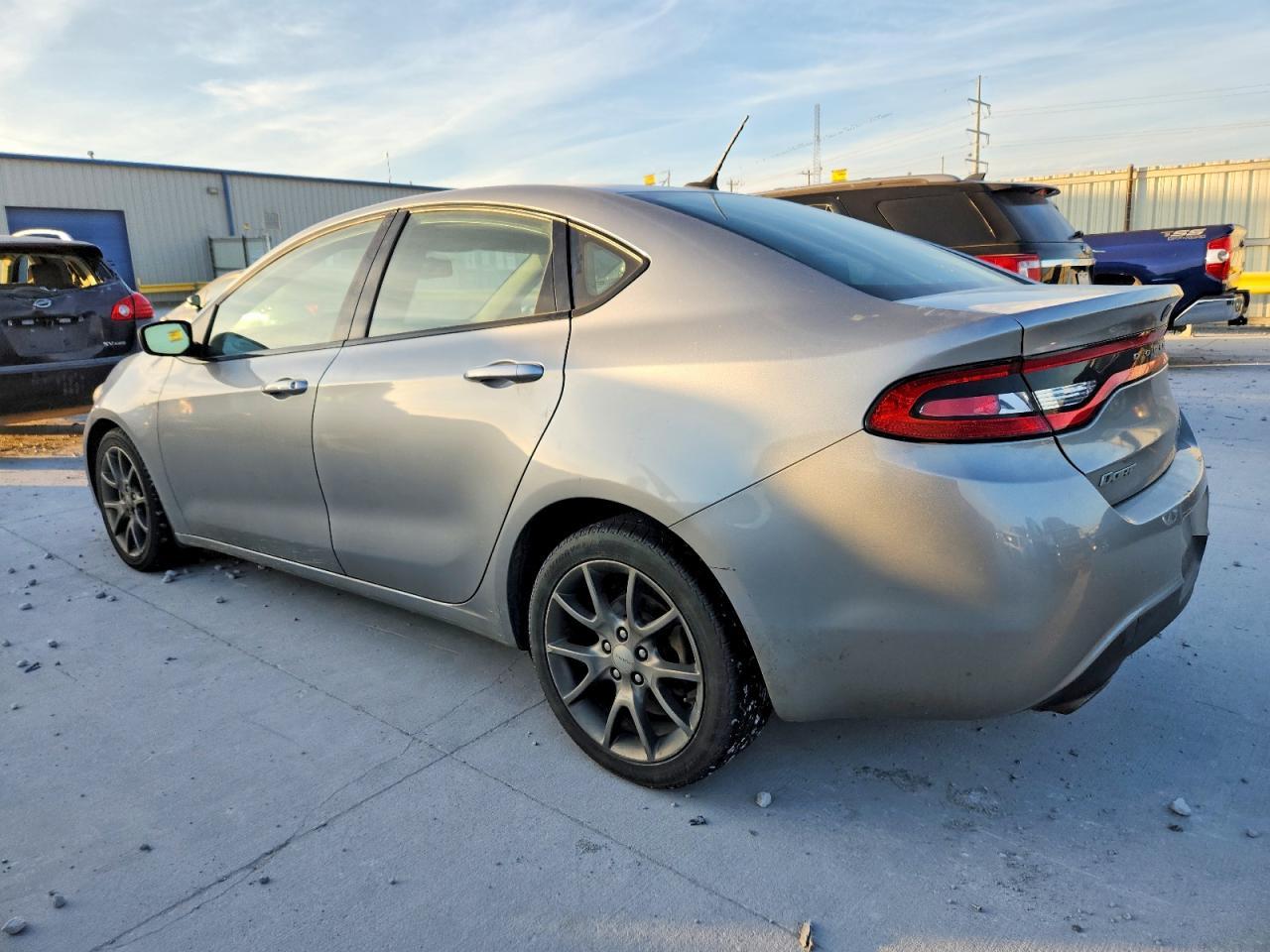 2014 Dodge Dart Sxt - zdjęcie 2