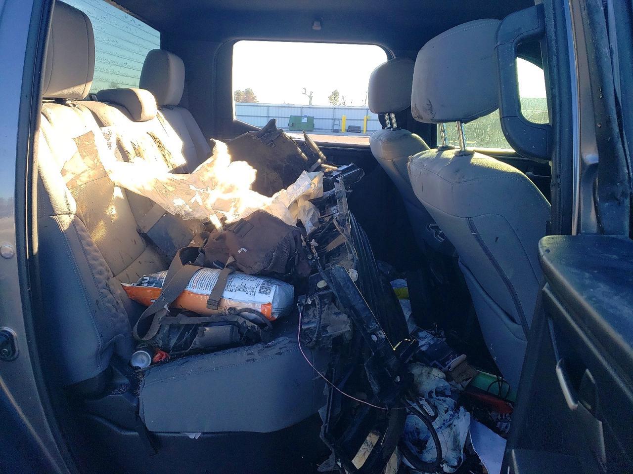 2025 Toyota Tundra Crewmax Sr - zdjęcie 10