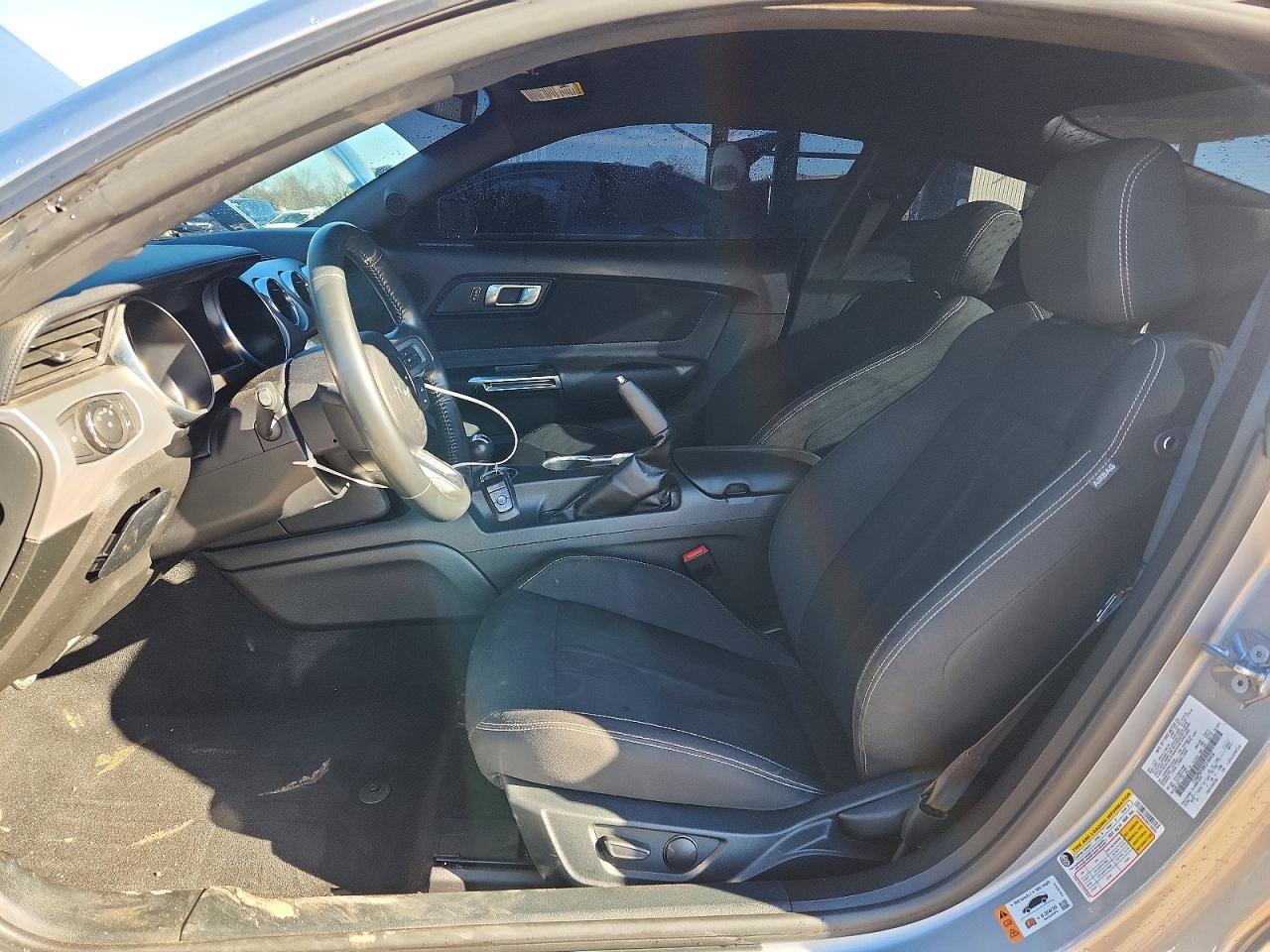 2022 Ford Mustang Gt - zdjęcie 7