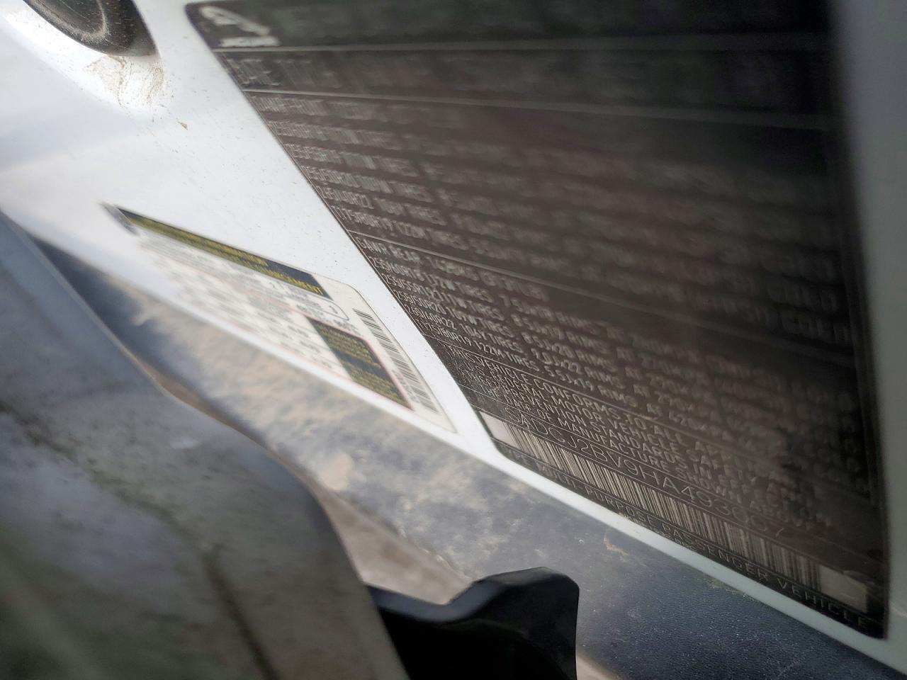 2017 Jaguar F-Pace Premium - zdjęcie 13