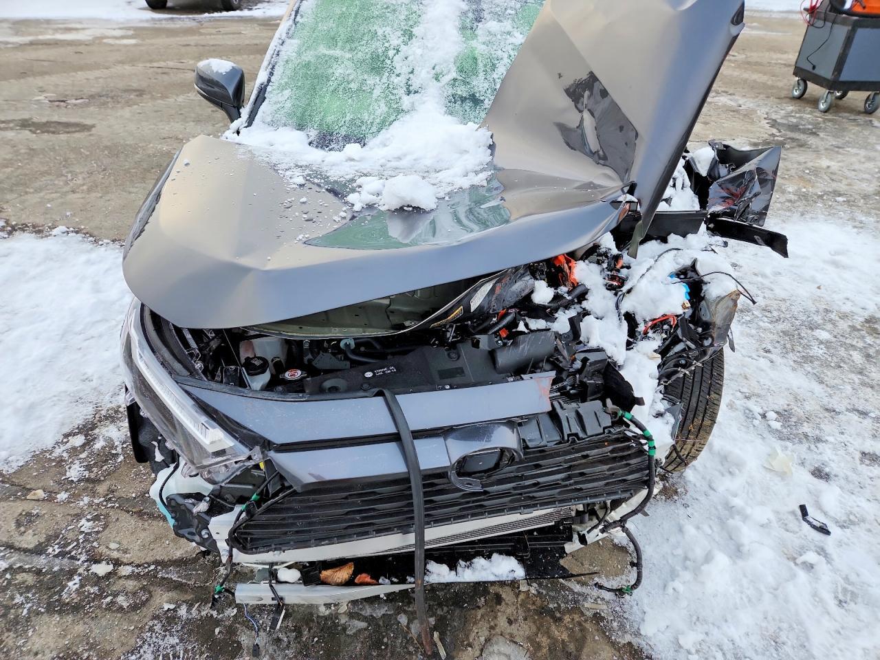 2025 Toyota Rav4 Xle Premium - zdjęcie 9