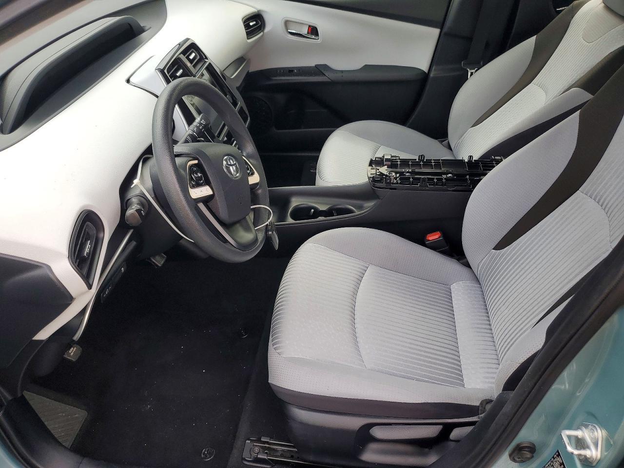 2016 Toyota Prius - zdjęcie 7