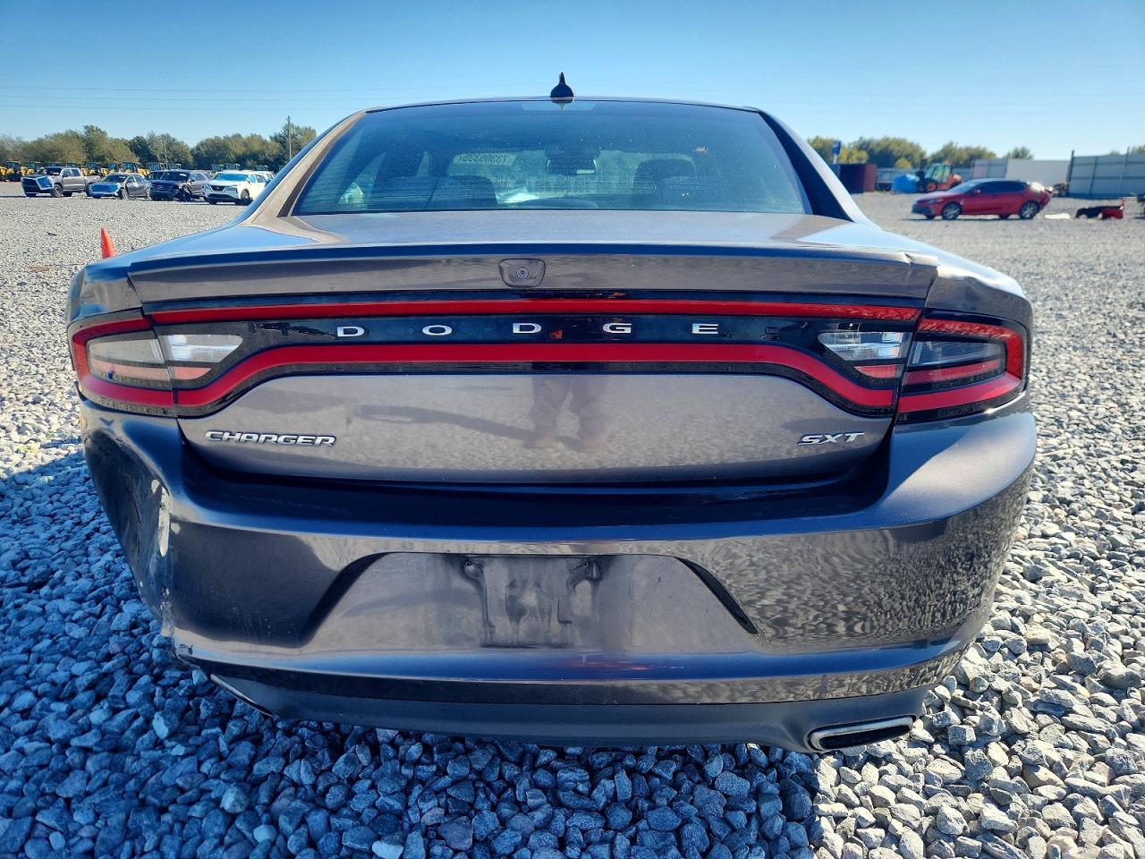 2016 Dodge Charger Sxt - zdjęcie 6