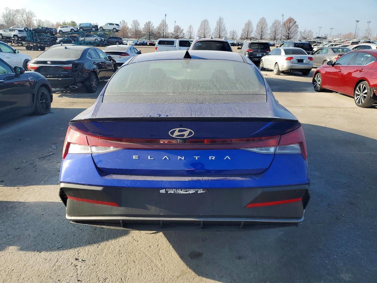 2025 Hyundai Elantra Sel Sport - zdjęcie 6