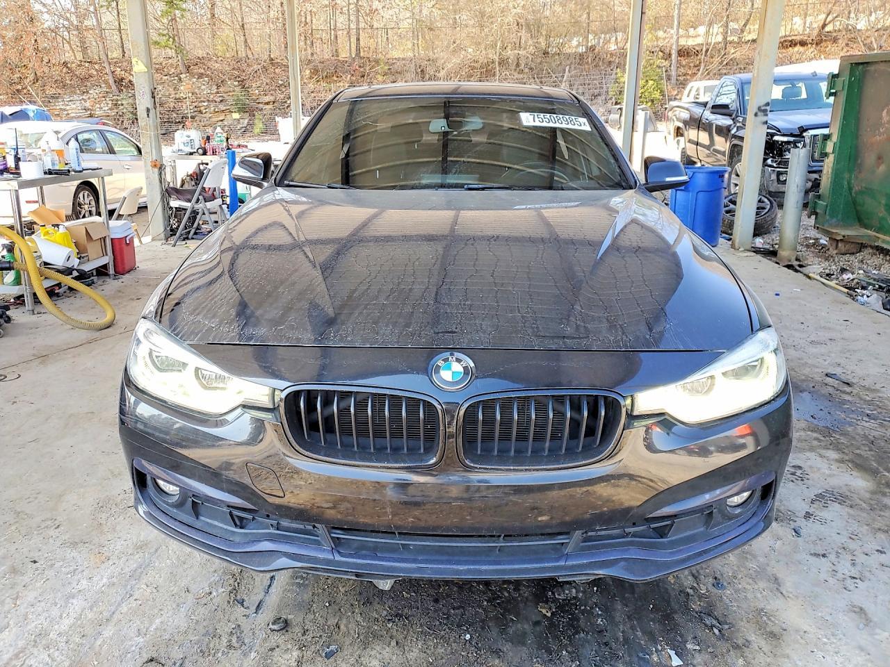 BMW Seria 3 - zdjęcie 5