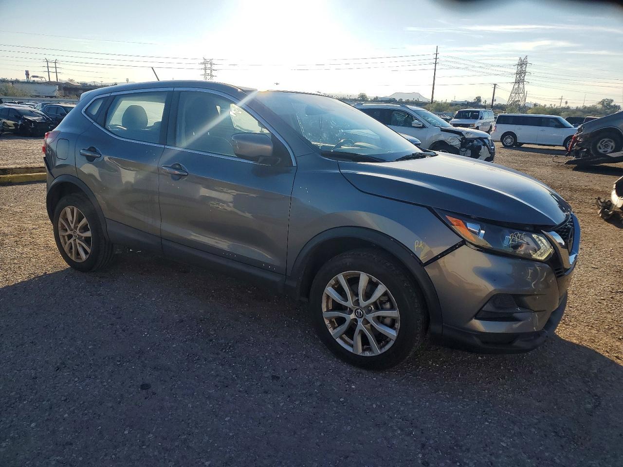 2021 Nissan Rogue Sport S - zdjęcie 4