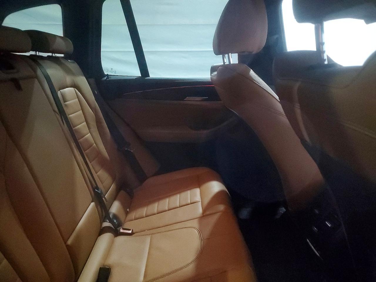 2020 BMW X3 xDrivem40I - zdjęcie 11