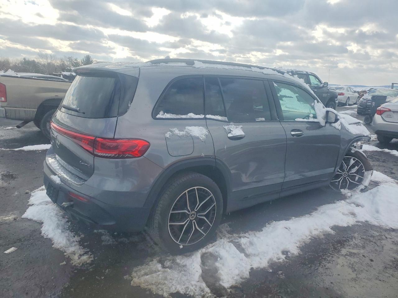 2023 Mercedes-Benz Eqb 350 4Matic - zdjęcie 3