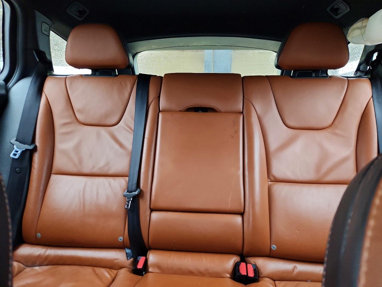 2015 Volvo V60 Premier - zdjęcie 10