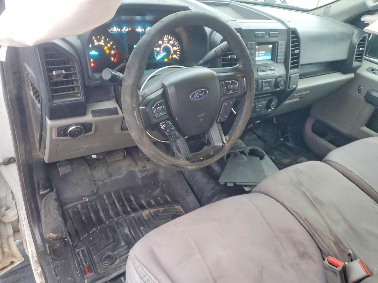 2016 Ford F150 Super Cab - zdjęcie 8
