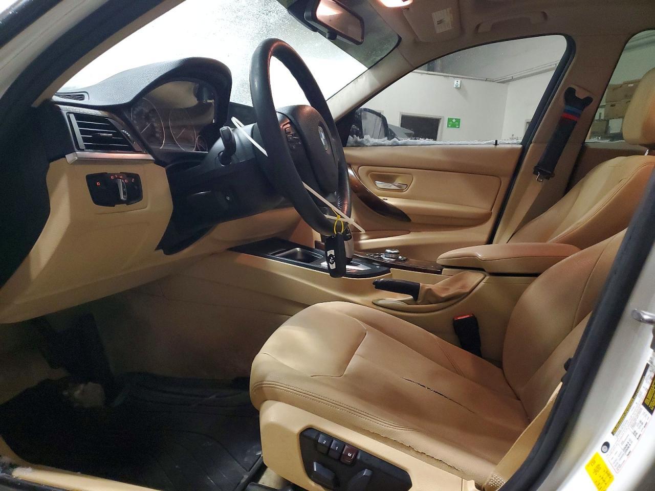 2013 BMW 320 I - zdjęcie 7