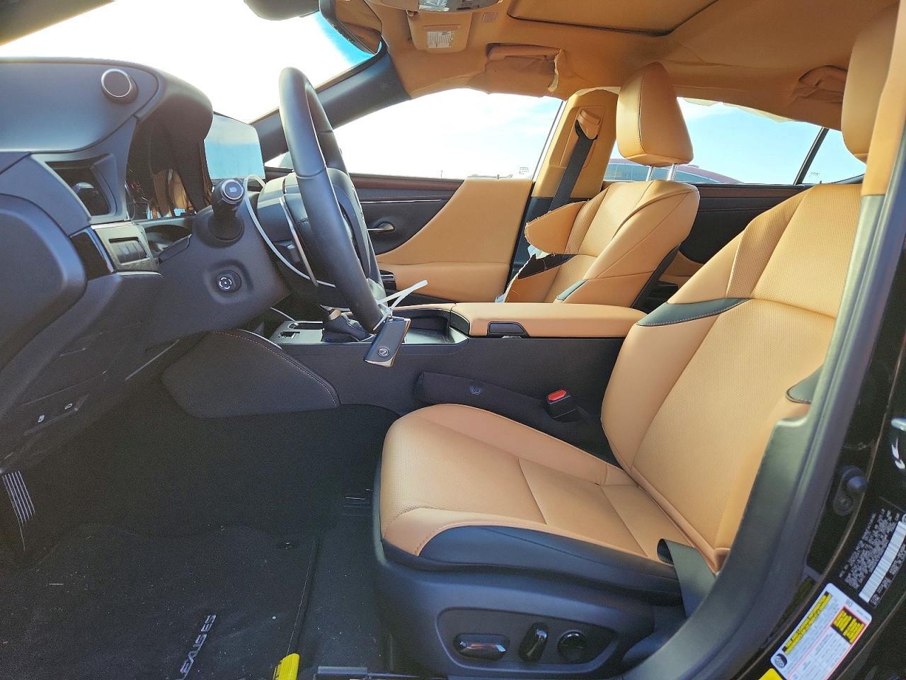 2025 Lexus Es 300 - zdjęcie 7