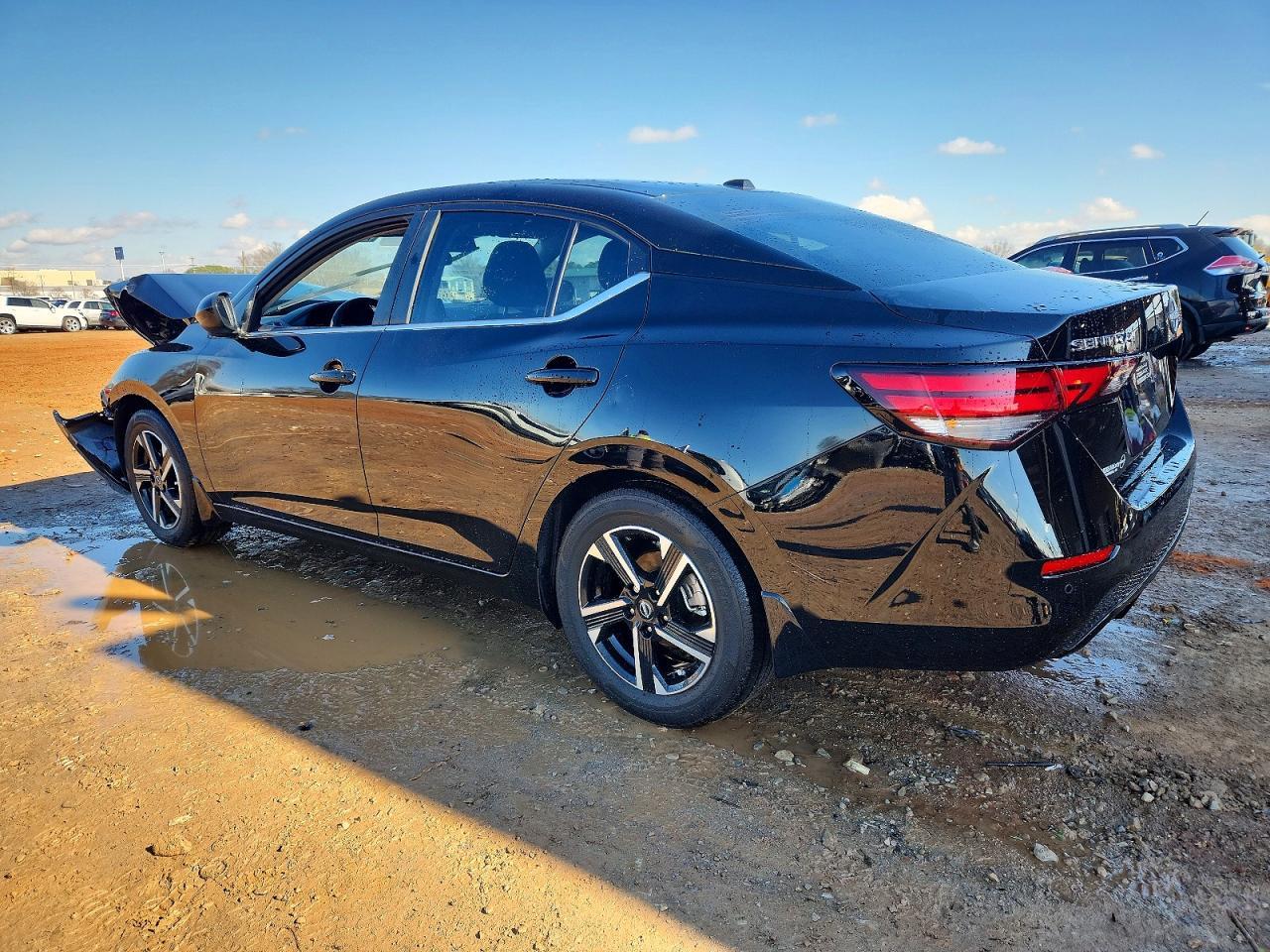 2025 Nissan Sentra Sv - zdjęcie 2