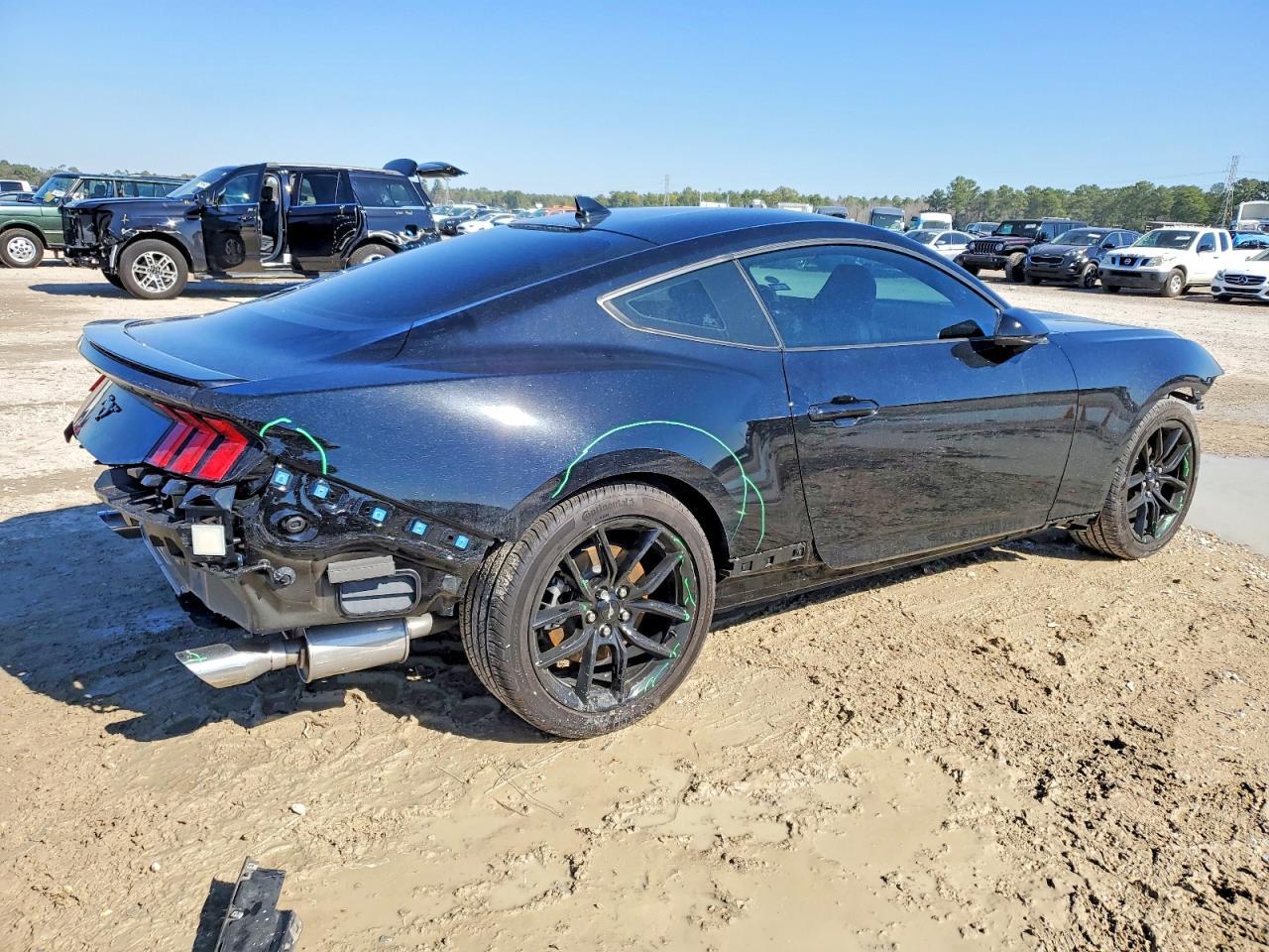 2025 Ford Mustang - zdjęcie 3