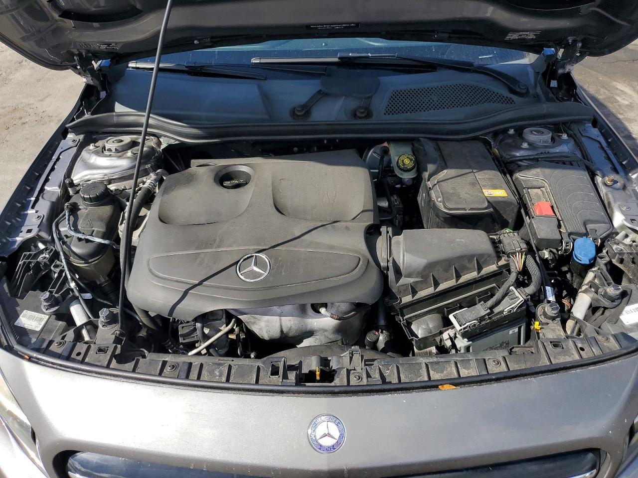 2016 Mercedes-Benz Gla 250 - zdjęcie 11