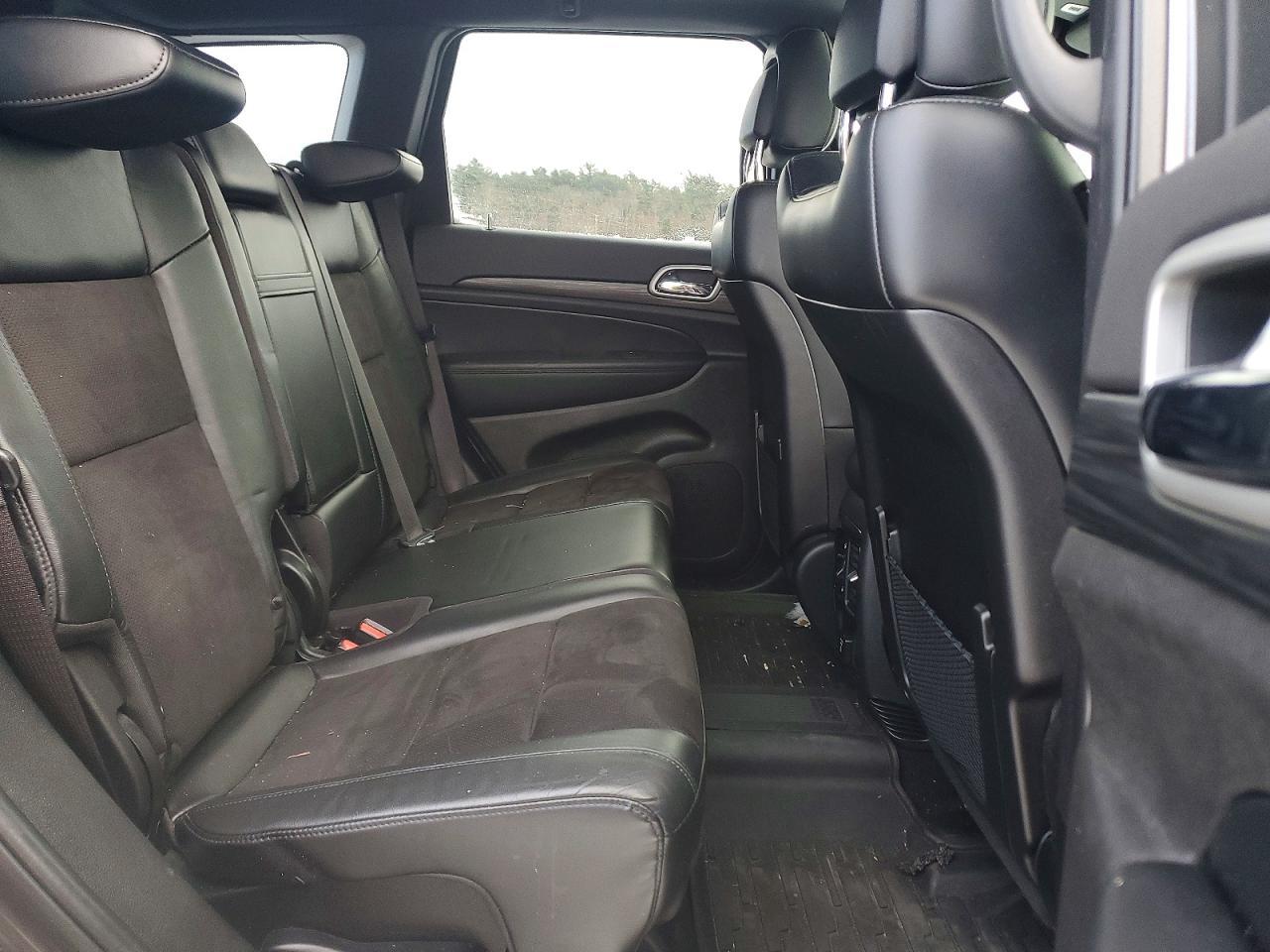 2021 Jeep Grand Cherokee Laredo - zdjęcie 11