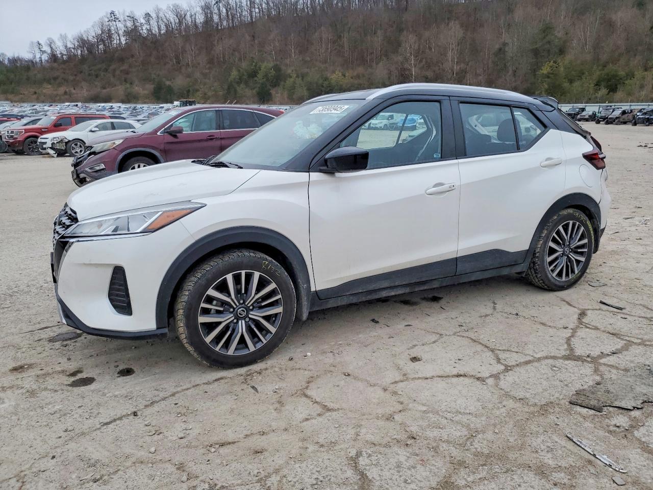 2021 Nissan Kicks Sv - zdjęcie główne