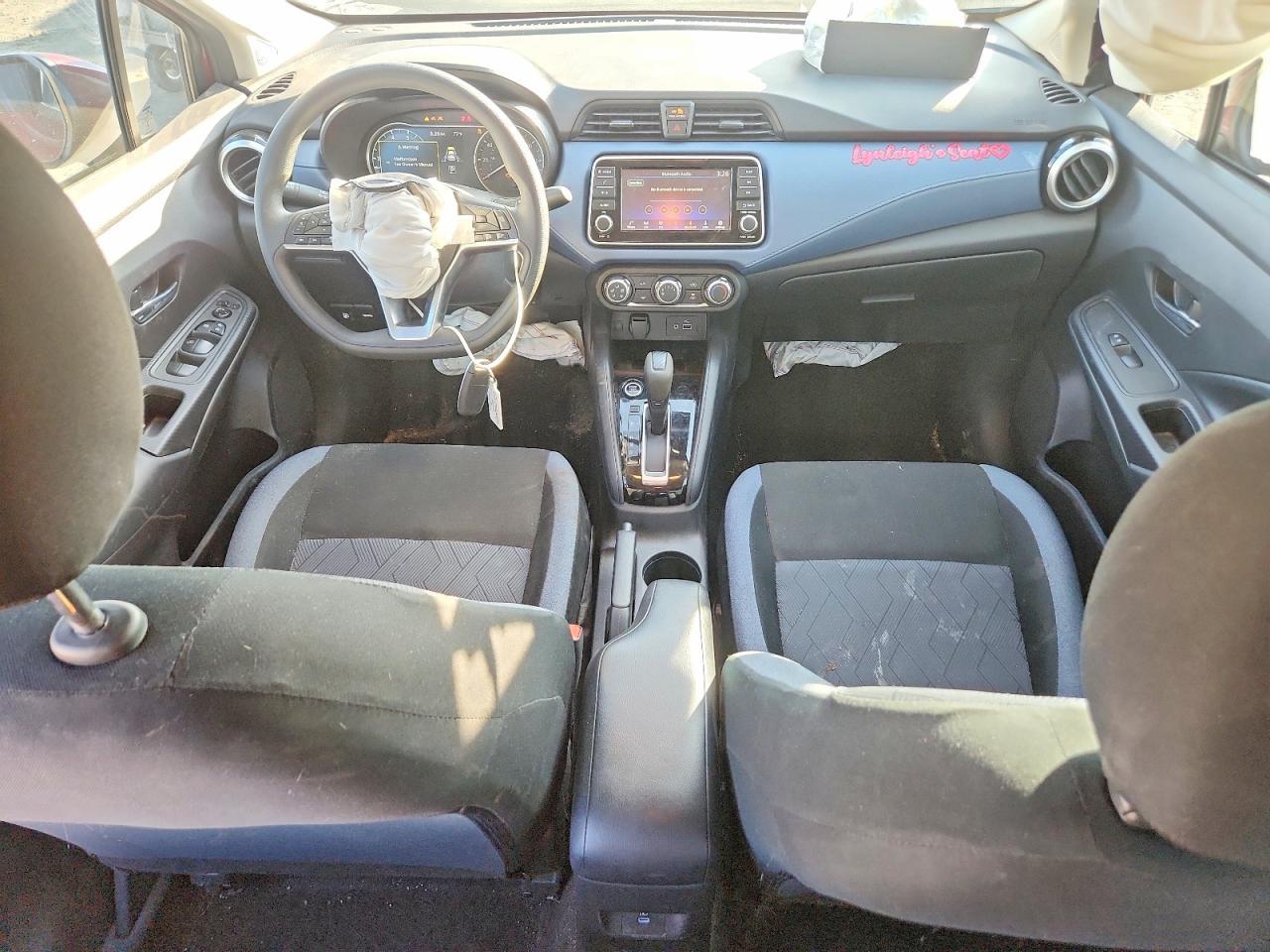 2025 Nissan Versa Sv - zdjęcie 8
