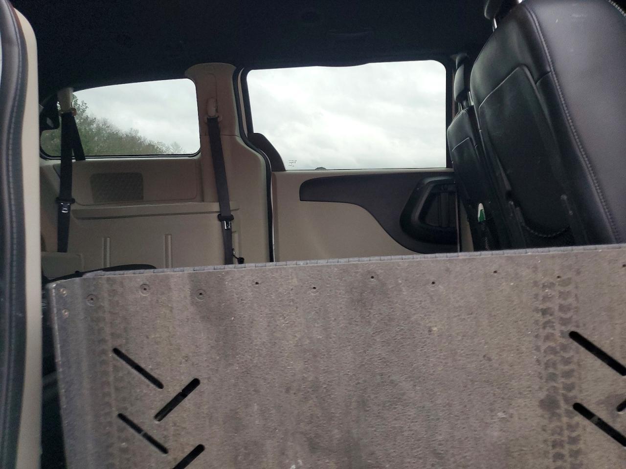 2018 Dodge Grand Caravan Sxt - zdjęcie 10