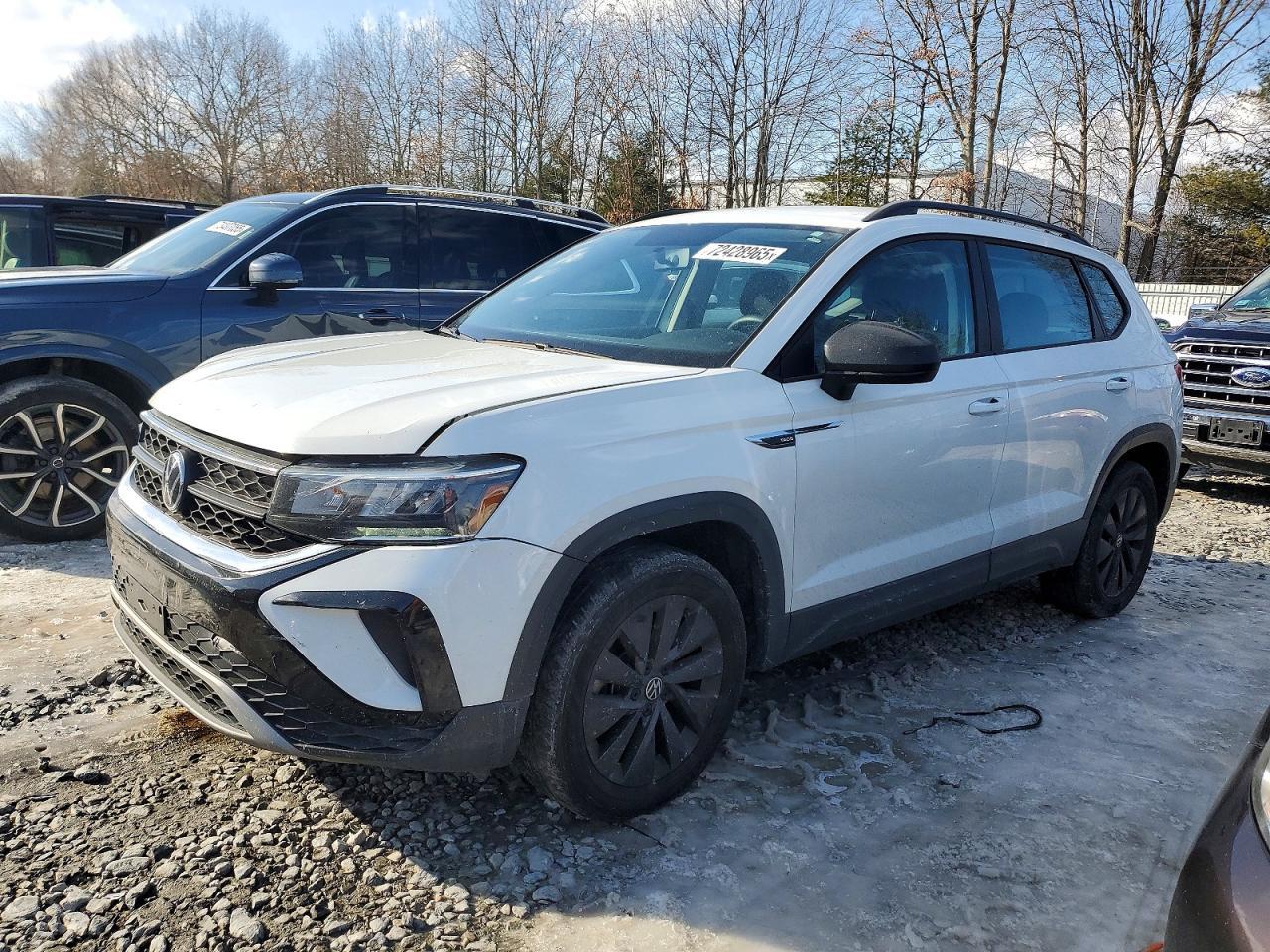 2022 Volkswagen Taos S - zdjęcie główne