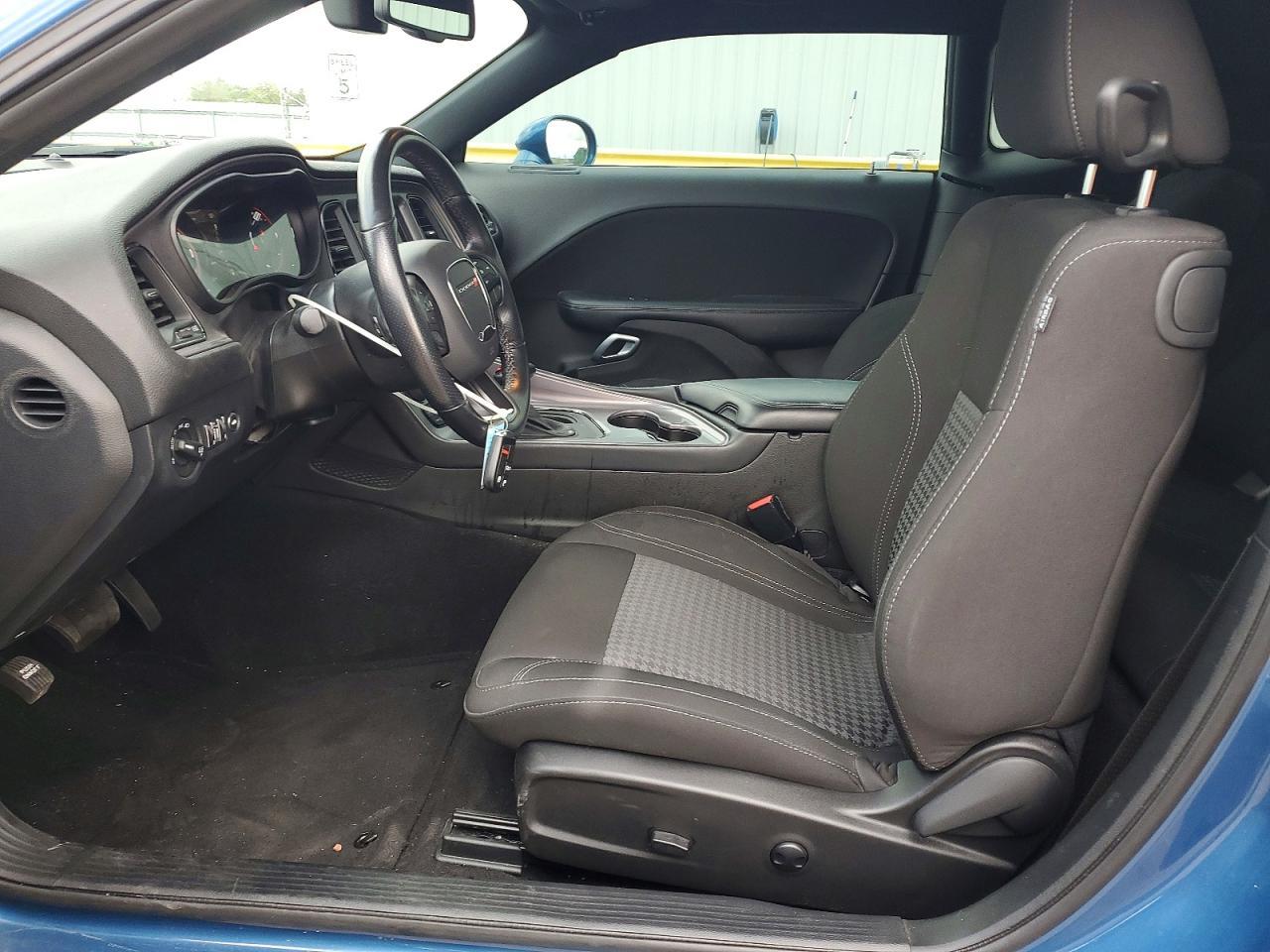 2023 Dodge Challenger Sxt - zdjęcie 7