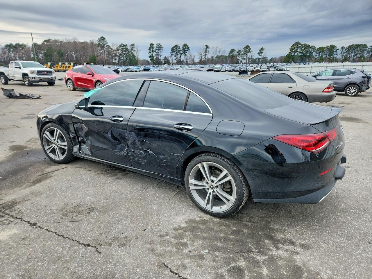 2021 Mercedes-Benz Cla 250 - zdjęcie 2