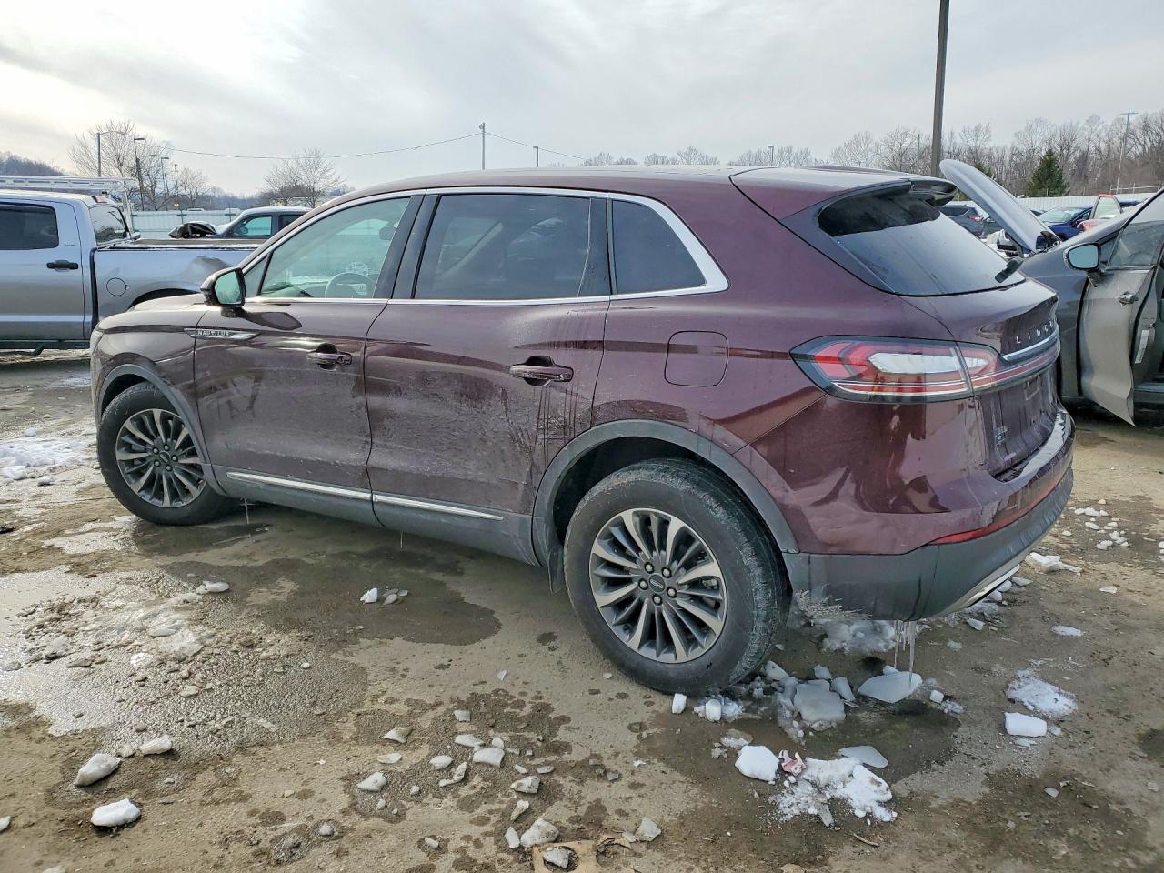 2023 Lincoln Townhouse Nautilus - zdjęcie 2