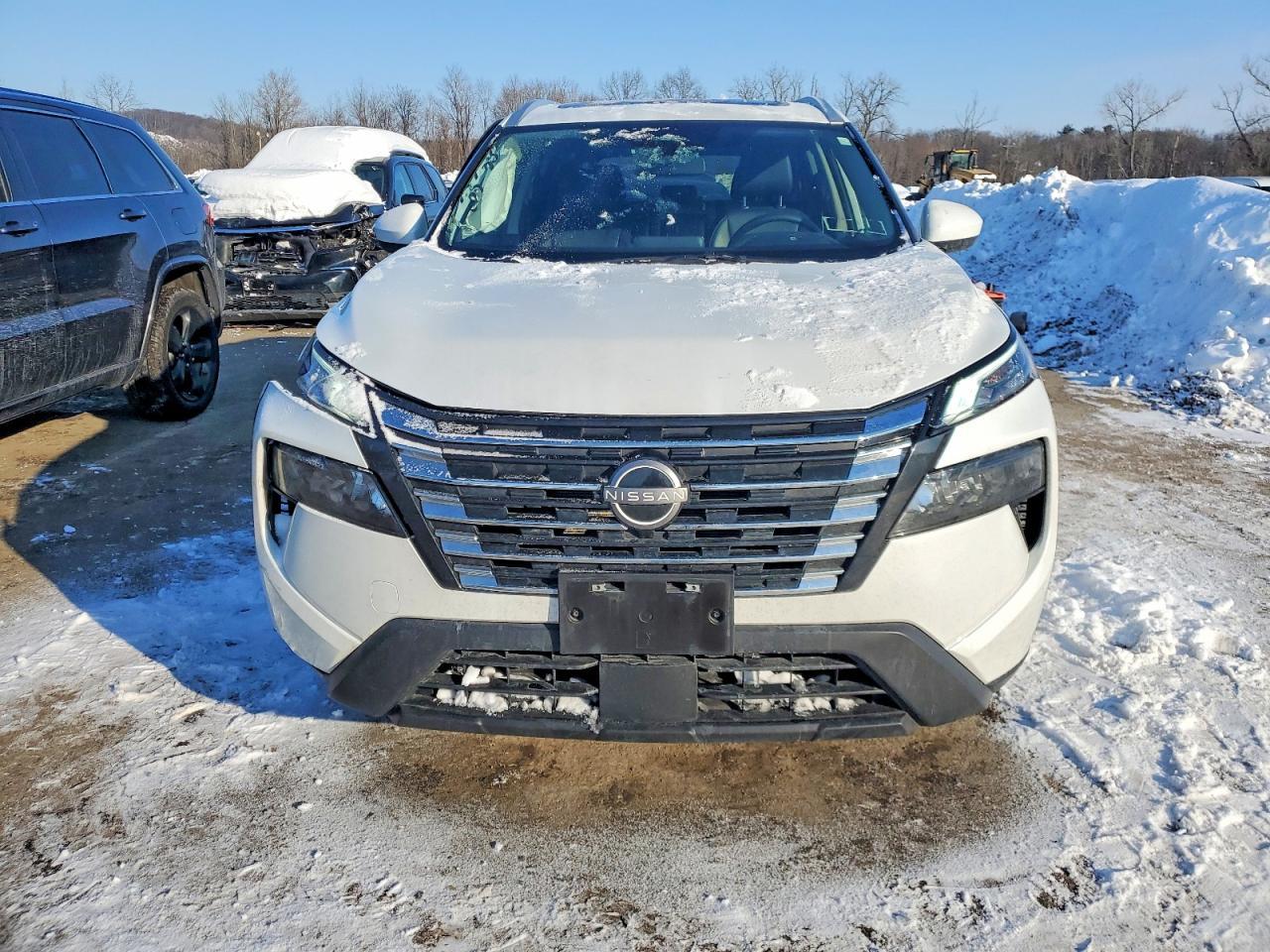 2025 Nissan Rogue Sv - zdjęcie 5