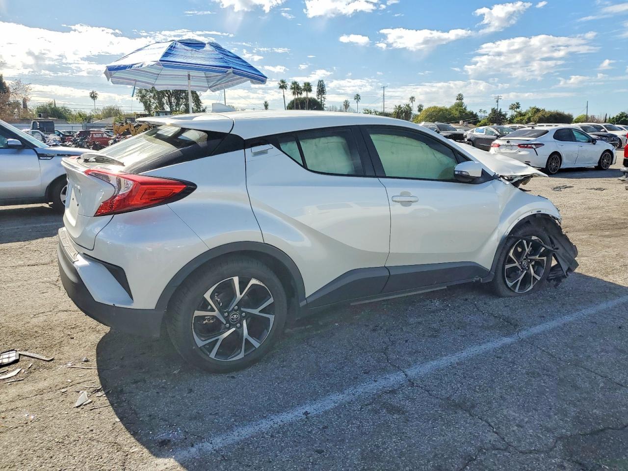 2018 Toyota C-Hr Xle Premium - zdjęcie 3