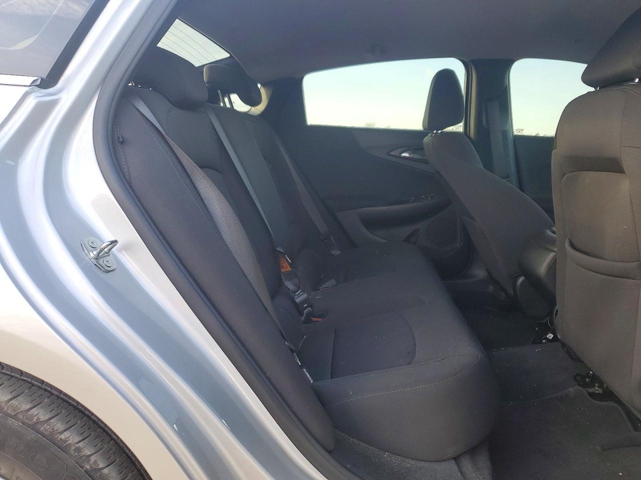 2021 Chevrolet Malibu Ls - zdjęcie 10