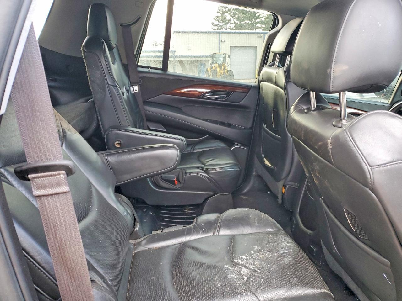 2015 Cadillac Escalade Luxury - zdjęcie 11