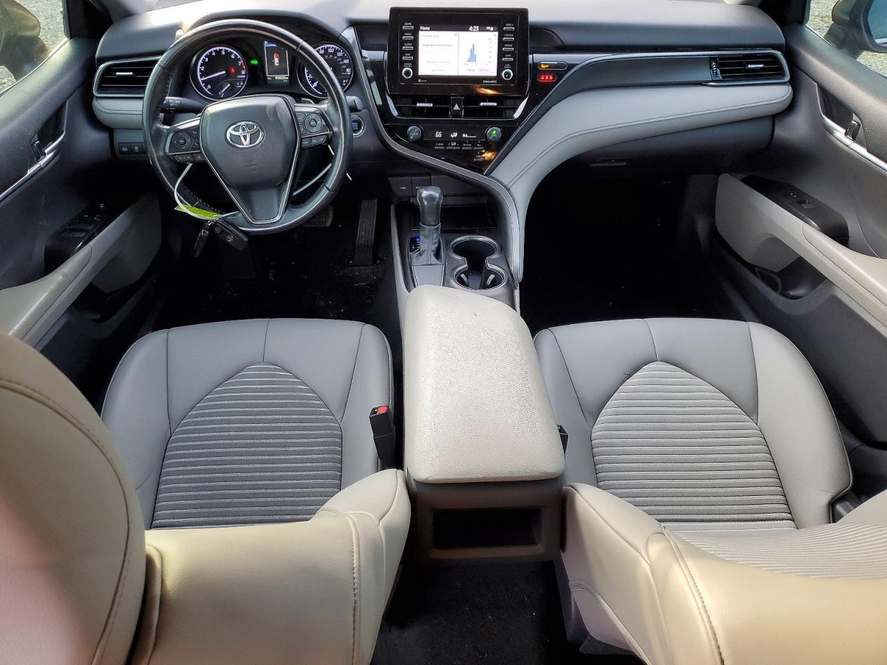 2021 Toyota Camry Se - zdjęcie 8