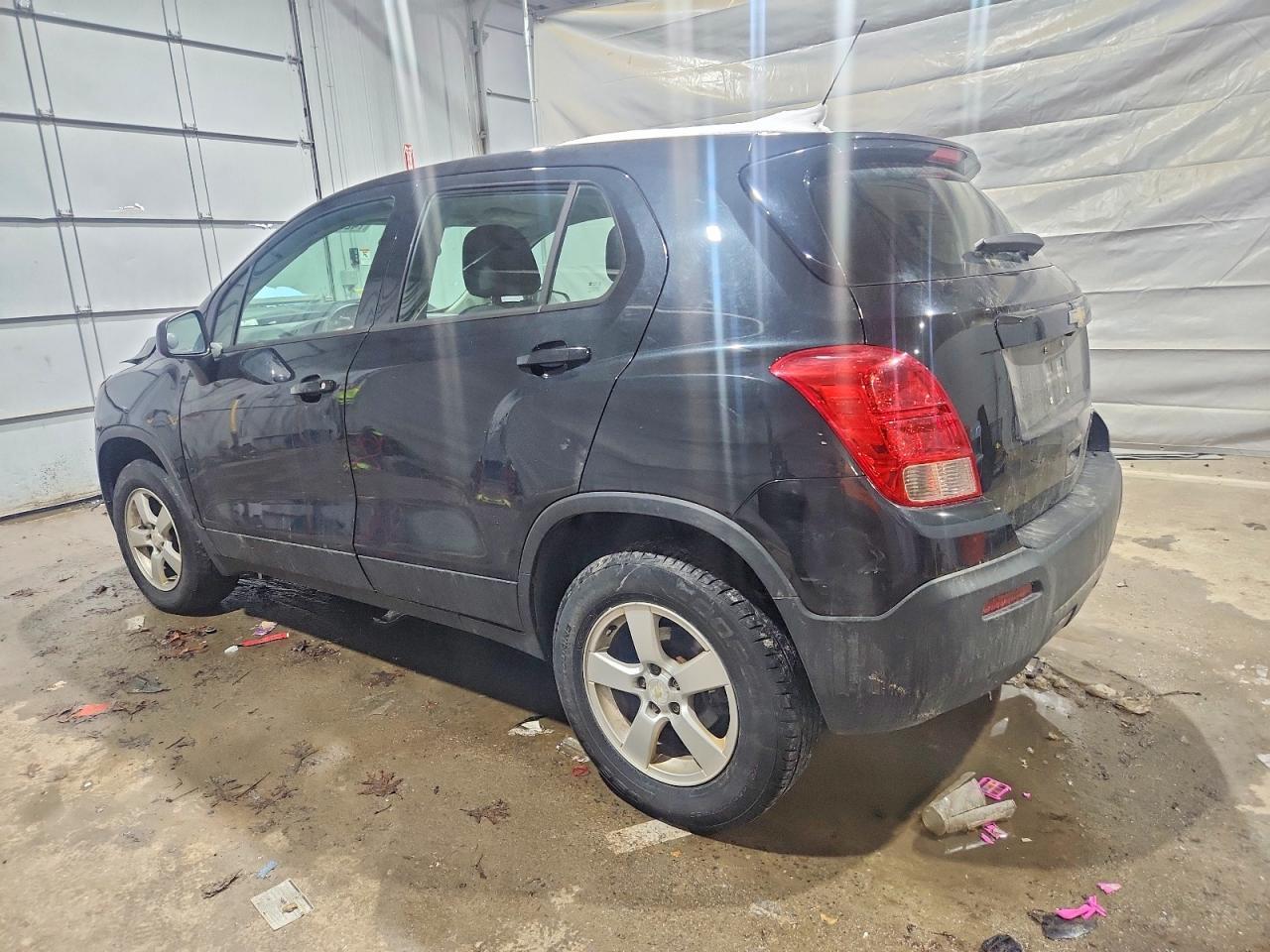 2016 Chevrolet Trax Ls - zdjęcie 2