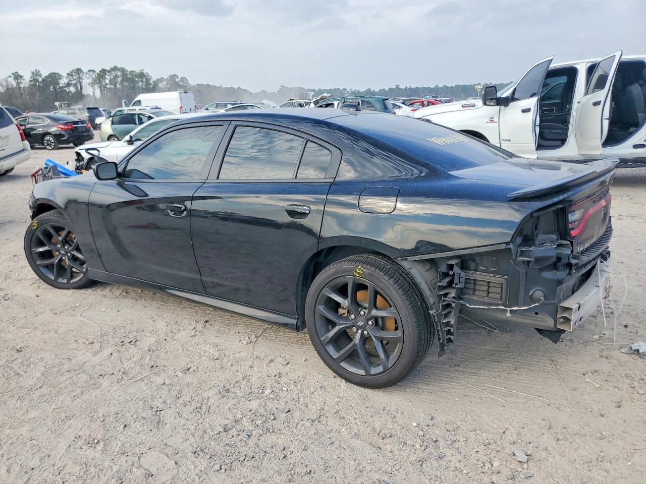 2022 Dodge Charger Gt - zdjęcie 2